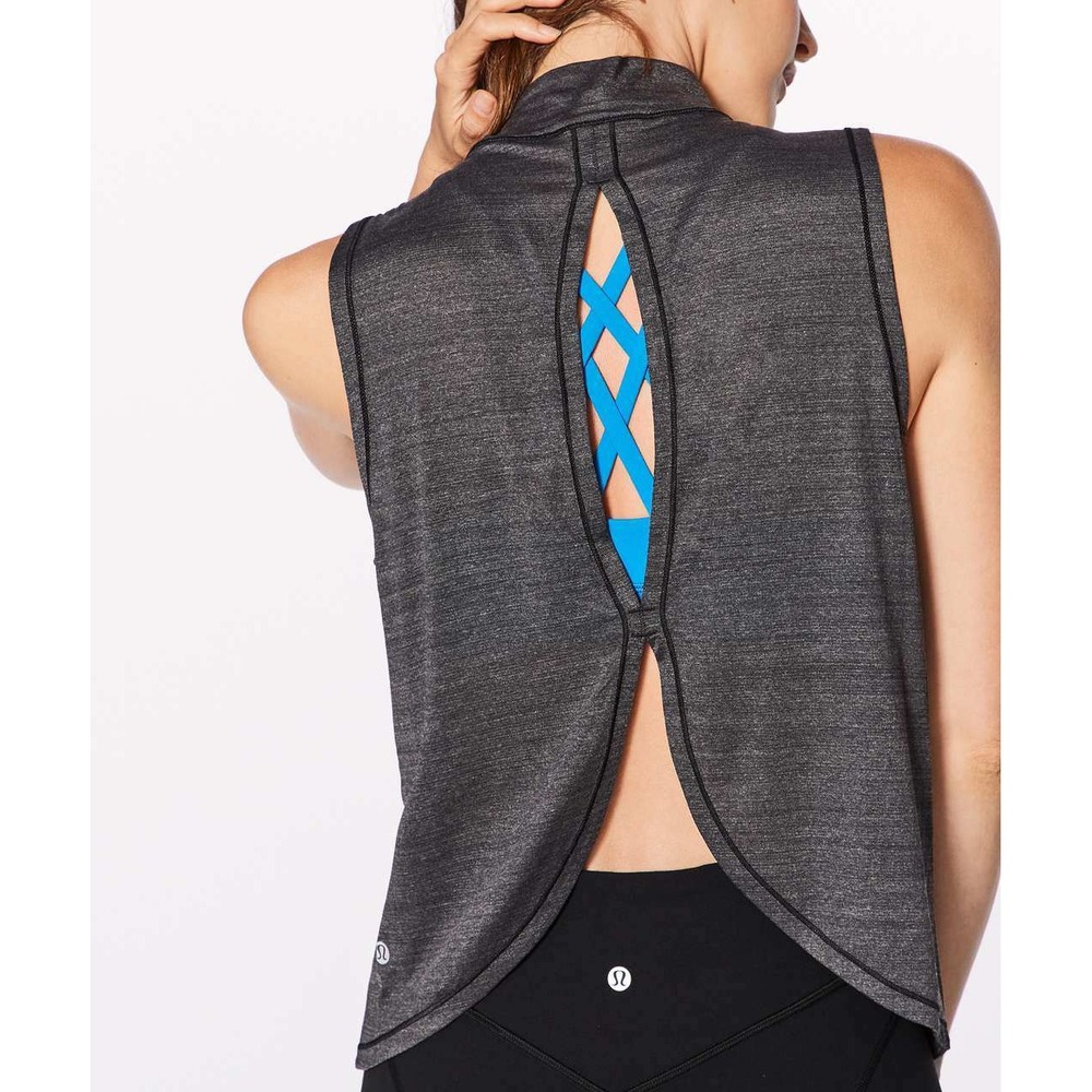 Lululemon‎ Twist & Reach Mock Neck Split Back Tank Top Womens Size 6 Gray